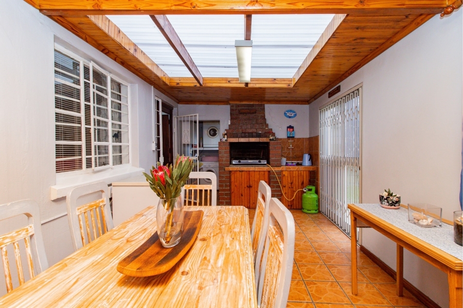 3 Bedroom Property for Sale in Goodwood Estate Western Cape